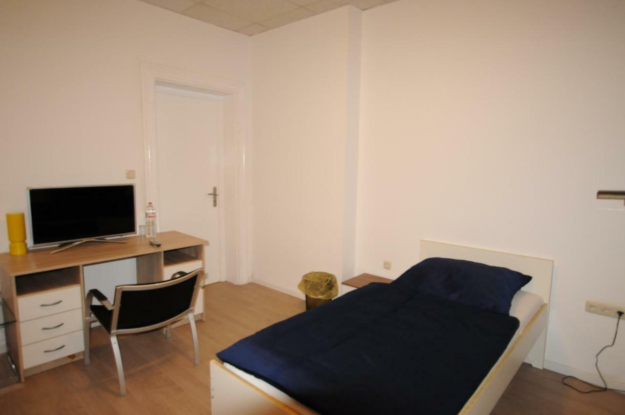 Messezimmer Laatzen Hannover Exterior photo